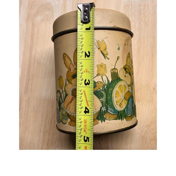 Wang's International 1987 Candy Tin, Bunnies, Ducks, Easter, Yellow Grannycore - Picture 9 of 11